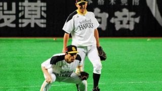 ソフトバンク右膝故障の内川が1軍合流　16日広島戦で登録即スタメンか