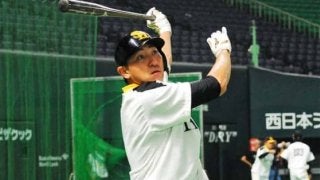 復帰即2安打1本塁打の鷹・内川　充実の打席は本塁打ではなく四球のワケ