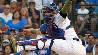 【MLB】「野獣のような」盗塁阻止？　モリーナの目の前で…片膝つき「ミサイル送球」