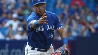 【MLB】「なんて美しい」…ダイブ→三塁後方から膝立ち送球の強肩で“超快速男”アウト