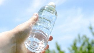 ランニングのパフォーマンスを上げる水分補給のコツ