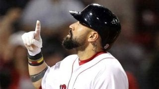 【MLB】メジャーでもW杯ブーム？　レッドソックスナインがW杯仮装で遠征に出発