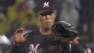 ロッテ中村が魅せた“スライディンググラブトス”　チームの勝利呼び寄せる