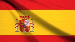 テニスと似て非なるスポーツ。スペイン発祥のパデルが人気急上昇中！