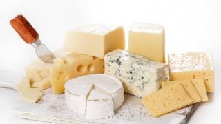 ダイエッター必見！間食におすすめのチーズ5選