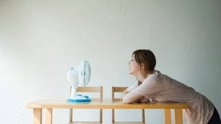 夏バテ、約4割が経験！みんなの対策ポイントは「水分補給」と「睡眠」