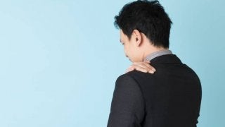 Twitterで調査！つらい「肩こり」、どう解消してる？