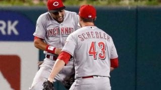 【MLB】レ軍外野手が本塁打強奪のスパイダーキャッチ　敵軍白旗「最高のセンター」