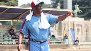 元巨人のクロマティ“監督”が初陣飾る　「選手が楽しんでくれるのが一番」