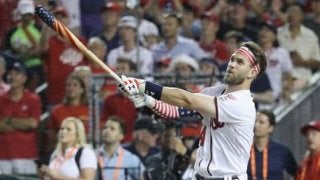 【MLB】米球宴ホームラン競争、地元ナショナルズのハーパーがド派手衣装で初制覇