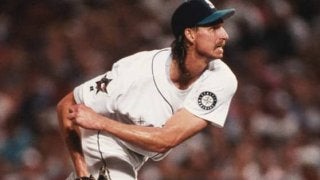【MLB】ビッグユニット大暴投にヒヤリ!?　25年前の米球宴名場面に「ビーストモード」