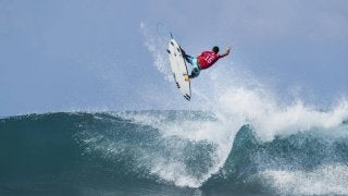 【空撮サーフィン】ワールド・チャンピオン候補 イタロ・フェレイラ バリ島フリーサーフィン