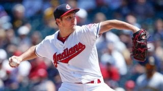 【MLB】米で”大事故”寸前の衝撃動画　強烈ライナーが顔面に…「彼はラッキーだった」