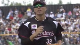 ロッテ岡が古巣相手に好守で魅せた！　俊足を生かしたスライディングキャッチ