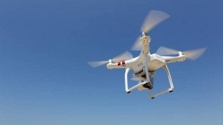 ドローンでスポーツ観戦が変わる!?「Swarm Arena」が見せる未来とは