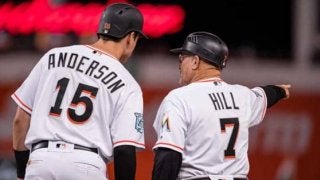 ヘルメットにレタス!?　MLBコーチが披露した珍猛暑対策が大きな話題に