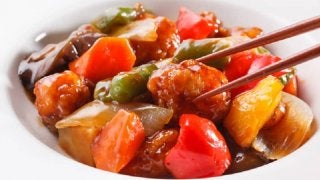 夏バテ予防に効果的な栄養　酢豚にパイナップルは必要？