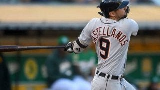 【MLB】本塁打を放ち豪快バット投げも主役は球審の右手？　「一番のアスリート」