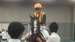 日曜新潟５Ｒ新馬はルーラーシップ産駒のアマーティがＶ