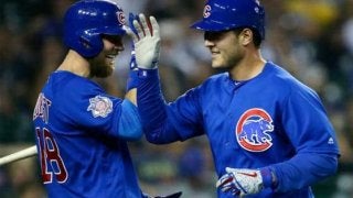 【MLB】豪快スイングでホームラン…転びながら!?　カブス主砲の“珍打“に「才能だ！」