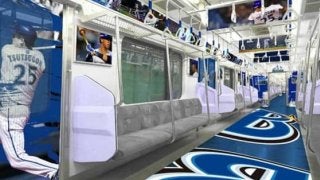 「ベイスターズトレイン ビクトリー号」が運行　「ビクトリーツアー」も開催