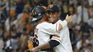 投打に大活躍！読売巨人・メルセデスが来日初完封＆初安打初打点！