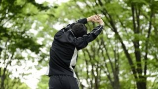 ストレッチで体を柔らかく！からだが硬いということのデメリットは？