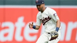 【MLB】ツインズ左翼手、驚異の162キロ豪快バックホーム　米メディア「なんて送球」