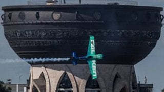 室屋義秀に起きた初めての「まさか」。エアレース王者の悪夢は続く