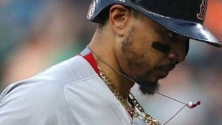 【MLB】「走ってはいけません」…メジャー屈指の外野手、右翼から“鬼肩”送球「MVP」