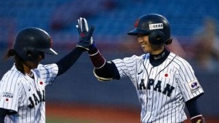 【女子W杯】4番川端は打率.476、3番三浦は打点王　2人の「ベテラン」は6連覇に「ホッ」