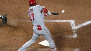大谷翔平の16号ソロ、MLB公式サイトもトップで速報「左腕から今季初本塁打」