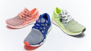 リーボック、足元をしっかりホールドするランニングシューズ「FLOATRIDE　FLEXWEAVE」発売