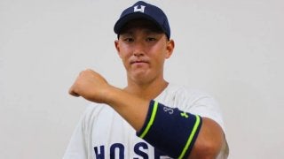 中山翔太が左手で2本塁打！スカウトも高評価。法大が早大下し先勝【東京六大学野球】