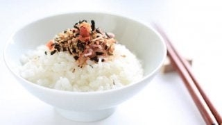 ちょい足しで栄養価アップ！常備したい便利食材6つ
