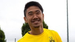 なぜだか笑顔が多い香川真司。ポジション奪取へ苦境を抜け出せるか