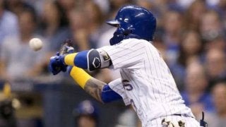 メジャーで常識を覆す奇跡の一打が生まれる　MLB公式絶賛の「バント二塁打」