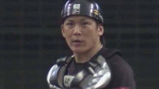 盗塁阻止率12球団ダントツ1位　ホークス甲斐の4連続“キャノン”が凄い