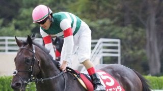 レイエンダ惜しくも2着…ルメール「枠と経験の差」