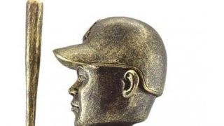 ロッテ、福浦2000本安打達成で豪華ボブルヘッド人形発売へ　価格は200万円