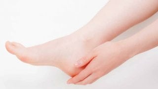 エステティシャンが実践。ガサガサ「かかと」の保湿ケア