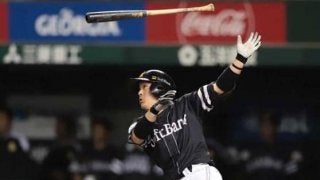 ソフトバンク、甲斐の走者一掃タイムリーで逆転！　西武との直接対決