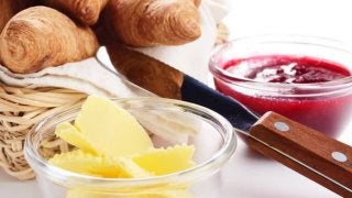 外食が多い方は注意！飽和脂肪酸を抑えるコツ