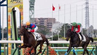 【中山2R/2歳未勝利】キングズベスト産駒 ラージヒルが4角先頭から押し切る