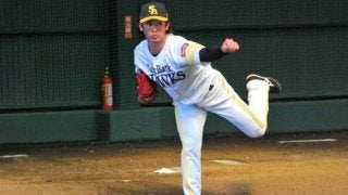 ソフトバンクが大量8選手に戦力外通告　小澤、黒瀬の15年ドラフト組が早くも…