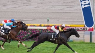 【白秋S】リナーテが大外強襲！豪快な差し切りで連勝