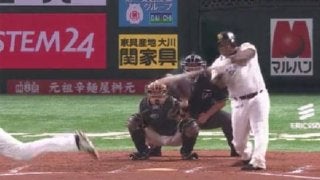 鷹デスパイネが飛距離132メートル超特大弾！　2打席連発＆CS3戦3発の大当たり