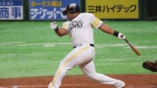鷹デスパが2打席連発の超特大弾　中村晃は2者連発、ソロ5発で5得点