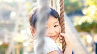 保護者の9割が「子どもの外遊びが減った」と回答。その理由は？