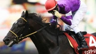 穴党記者が手ぐすねを引く菊花賞。長距離適性ある３頭で帯封をゲット